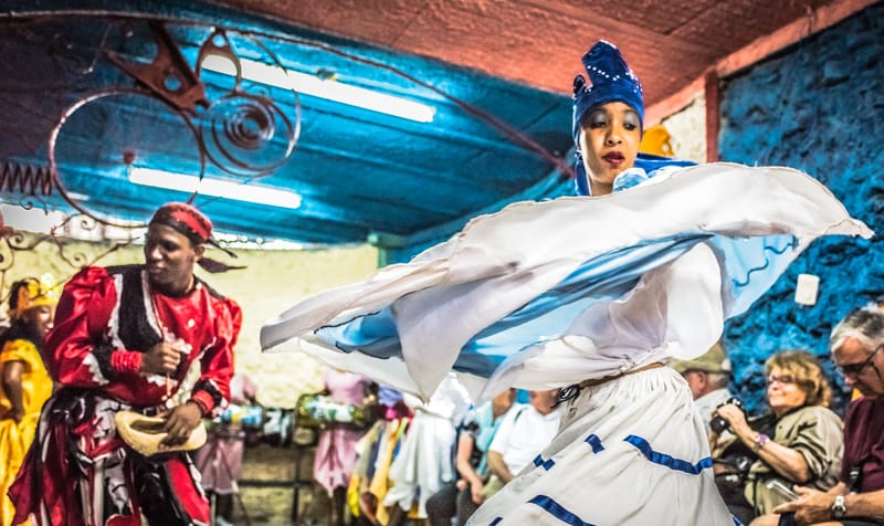 Dancers in Havana