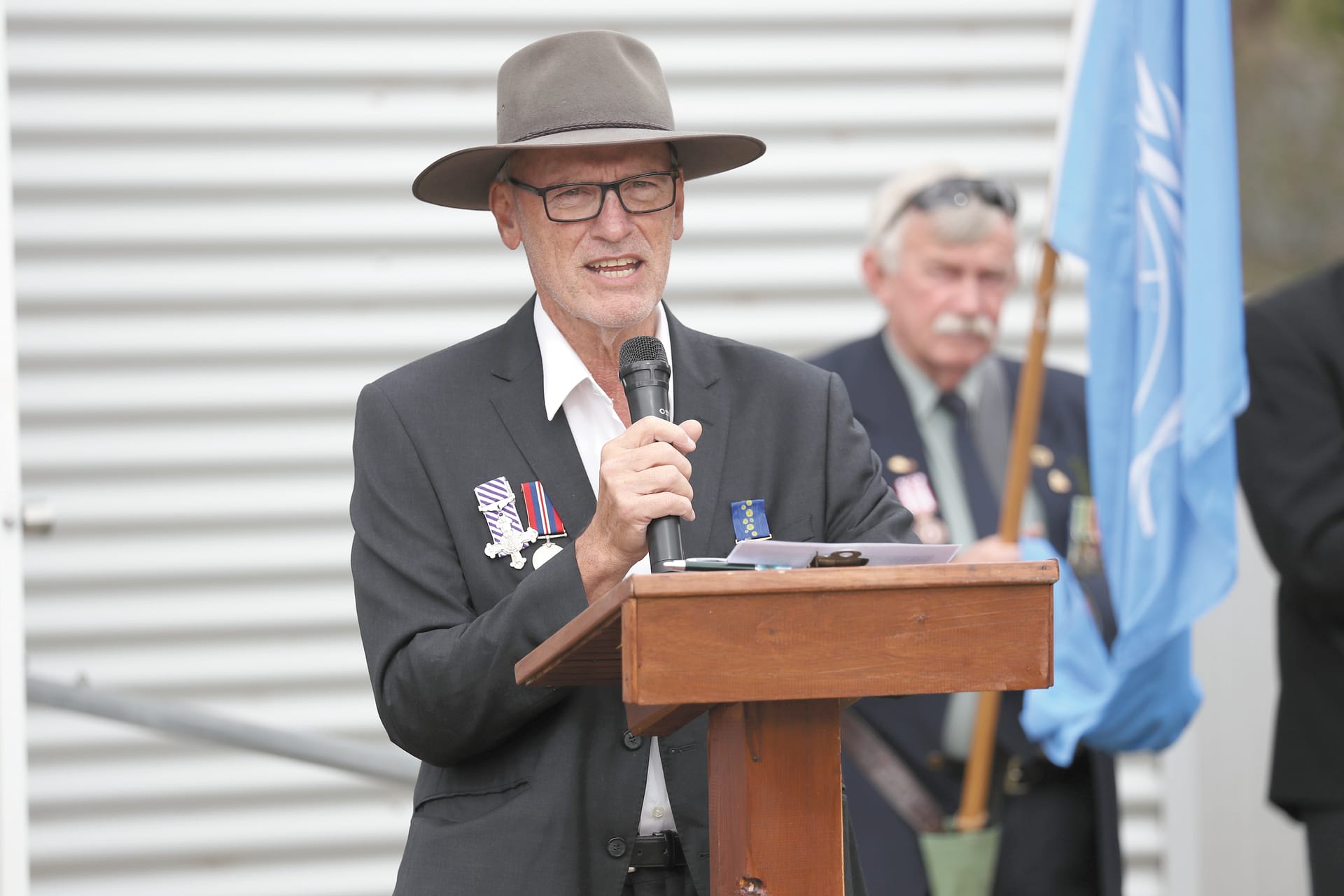 Dr Peter Barker