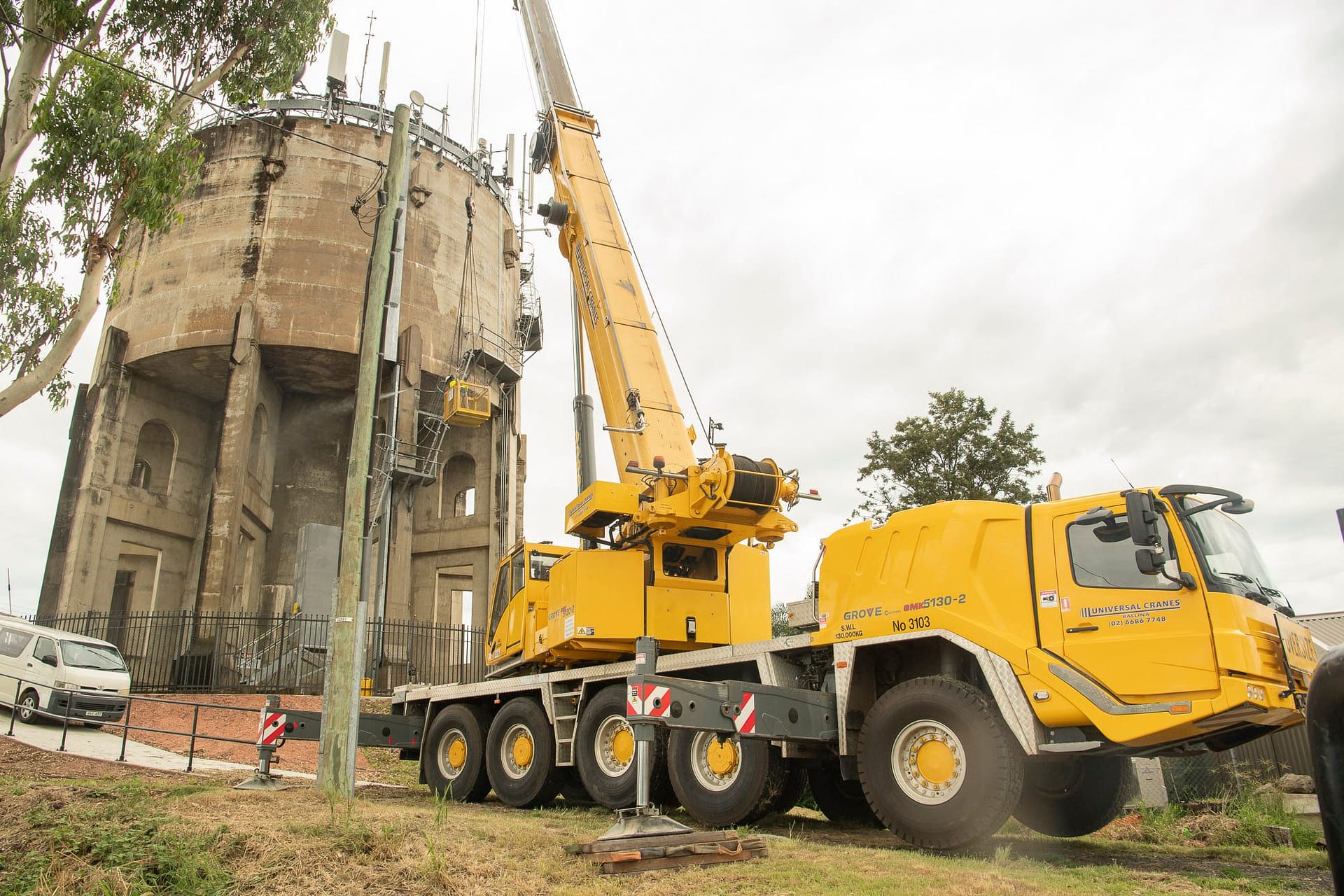 Cleaning the water tower