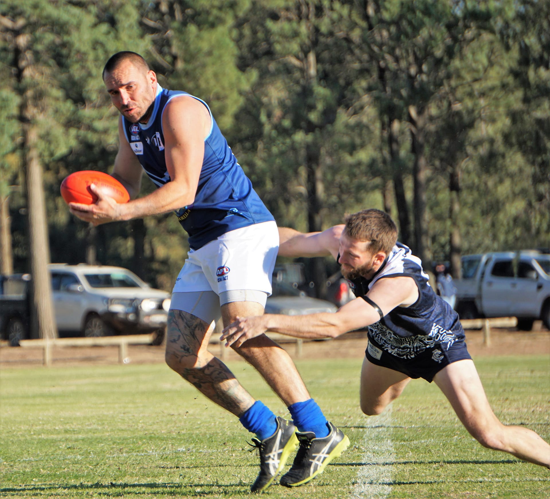 Barellan tackling Coleambally