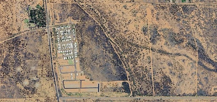Suburban-style Kilgariff amidst the wide open spaces. Google Earth.