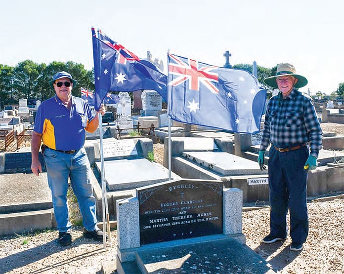 Nhill Lion Bob Blackwood and Nhill RSL Sub-Branch member Bill Howarth
