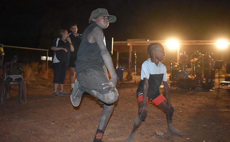 Kids dancing