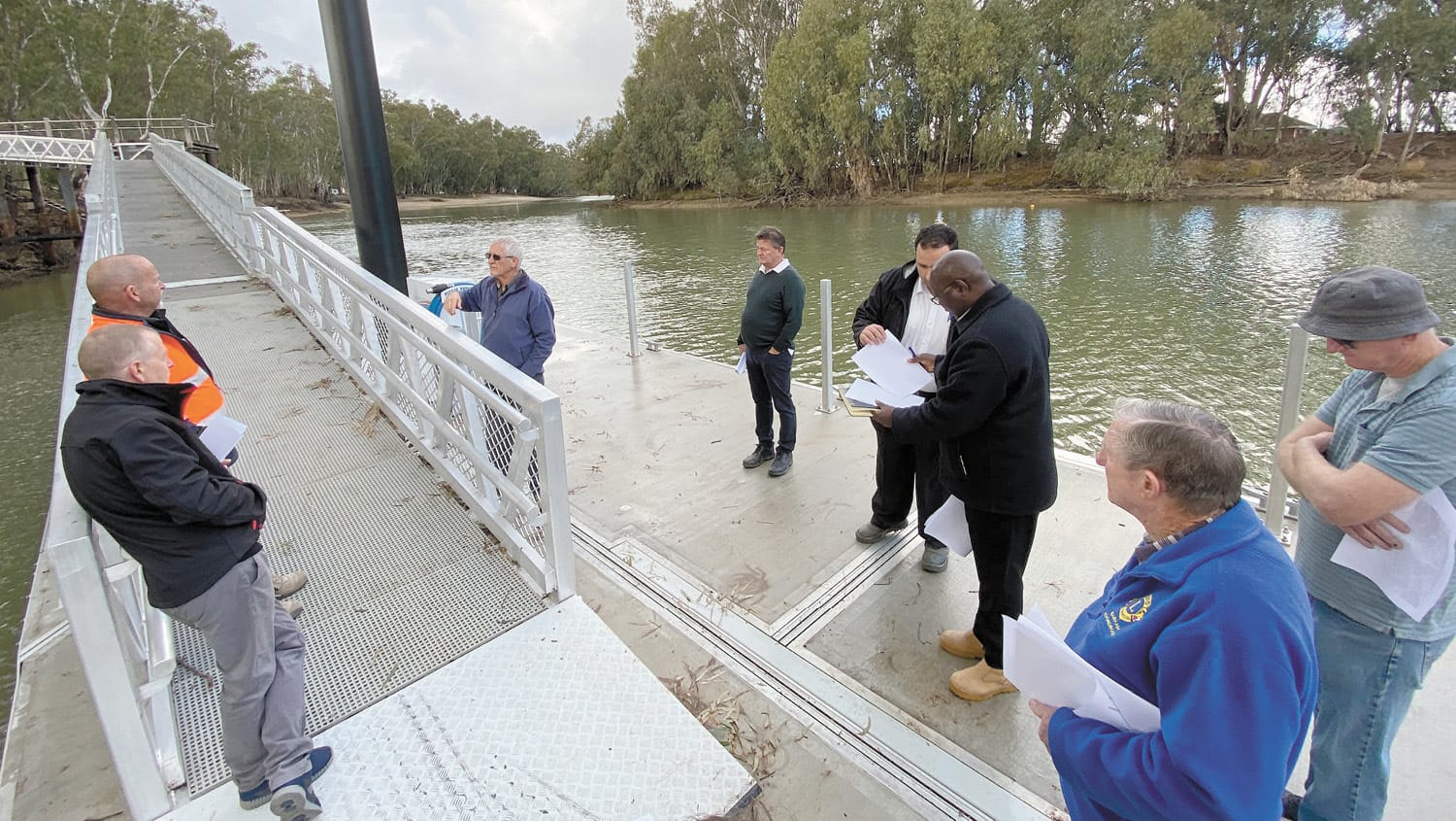 Discussing the riverbank
