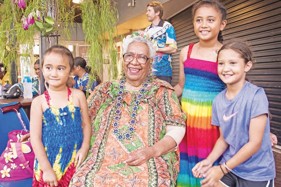 Aunty Wasie Tardent with children