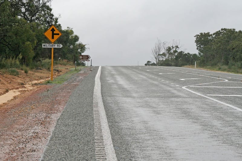 Military Rd intersection
