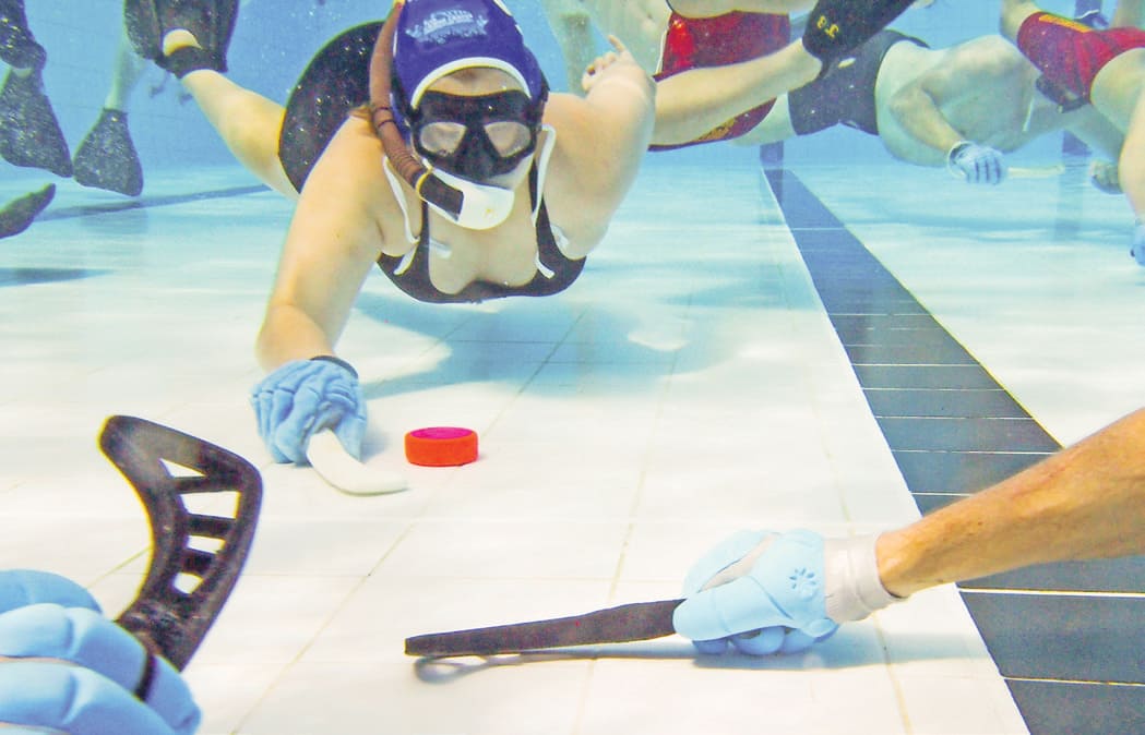 Weipa underwater hockey