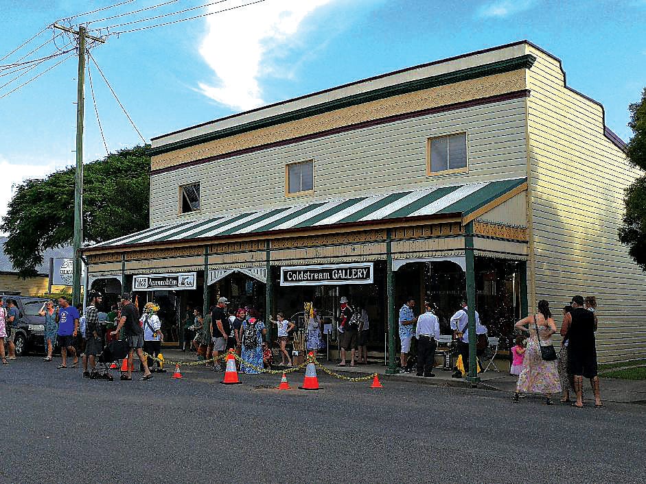 Ulmarra Christmas shopping