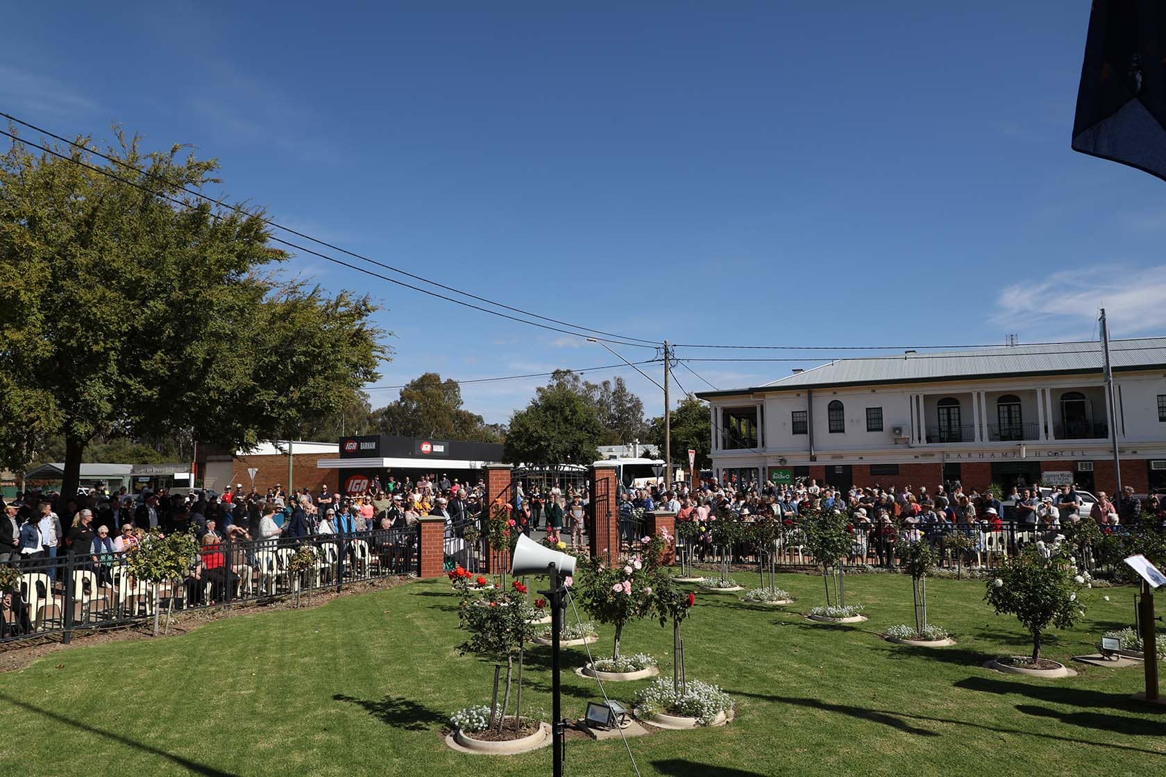 ANZAC Day crowds