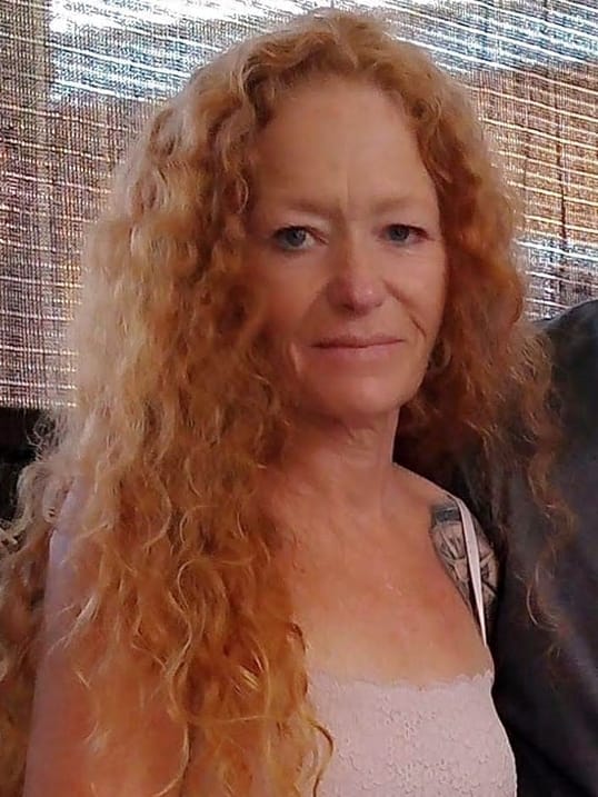 Melanie Connell
