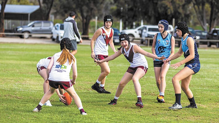 Womens Footy