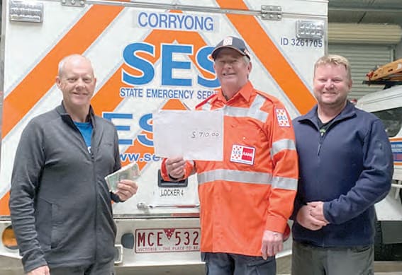 Presentation of cheque to SES