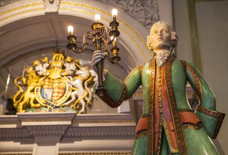 Fortnum and Mason entrance