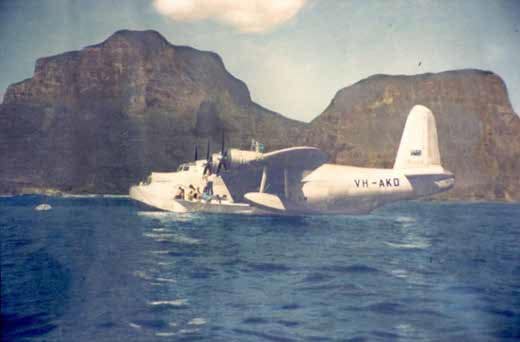 VH-AKO Sunderland