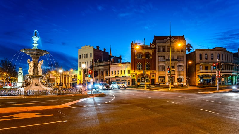 Bendigo at night